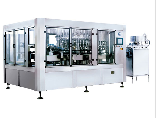 沖瓶灌裝旋蓋三合一機組